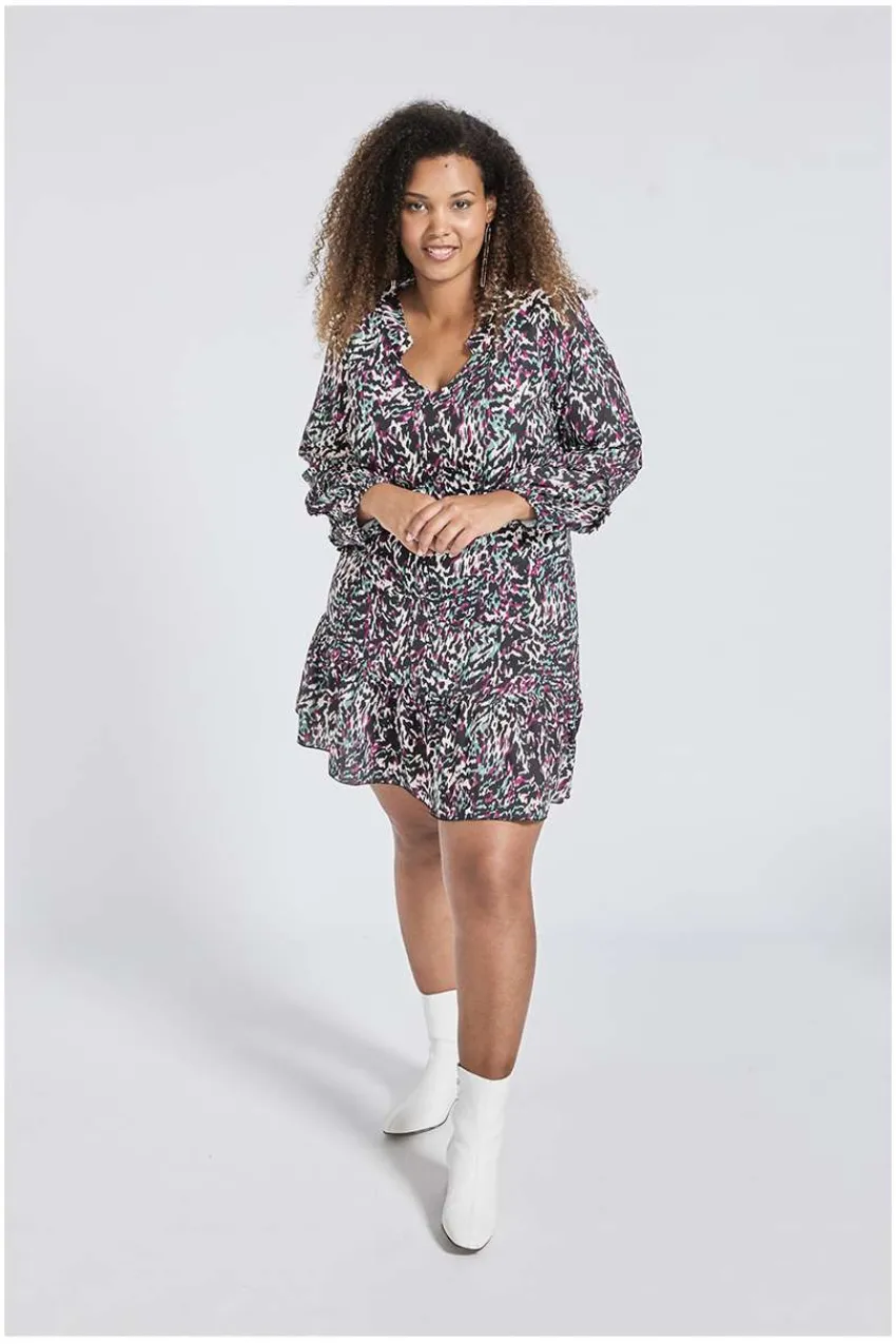 abito_fantasia_ruches_tag_0.webp SPG Woman Abito fantasia ruches taglie comode Outlet