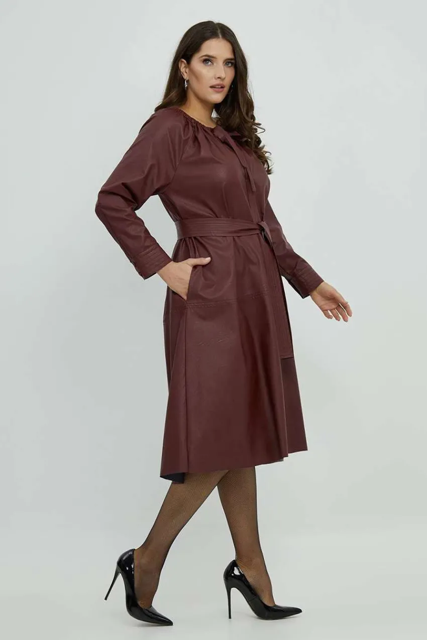 abito_in_ecopelle_con_cin_1.webp Mat Fashion Abito in ecopelle con cintura Taglie Comode Clearance
