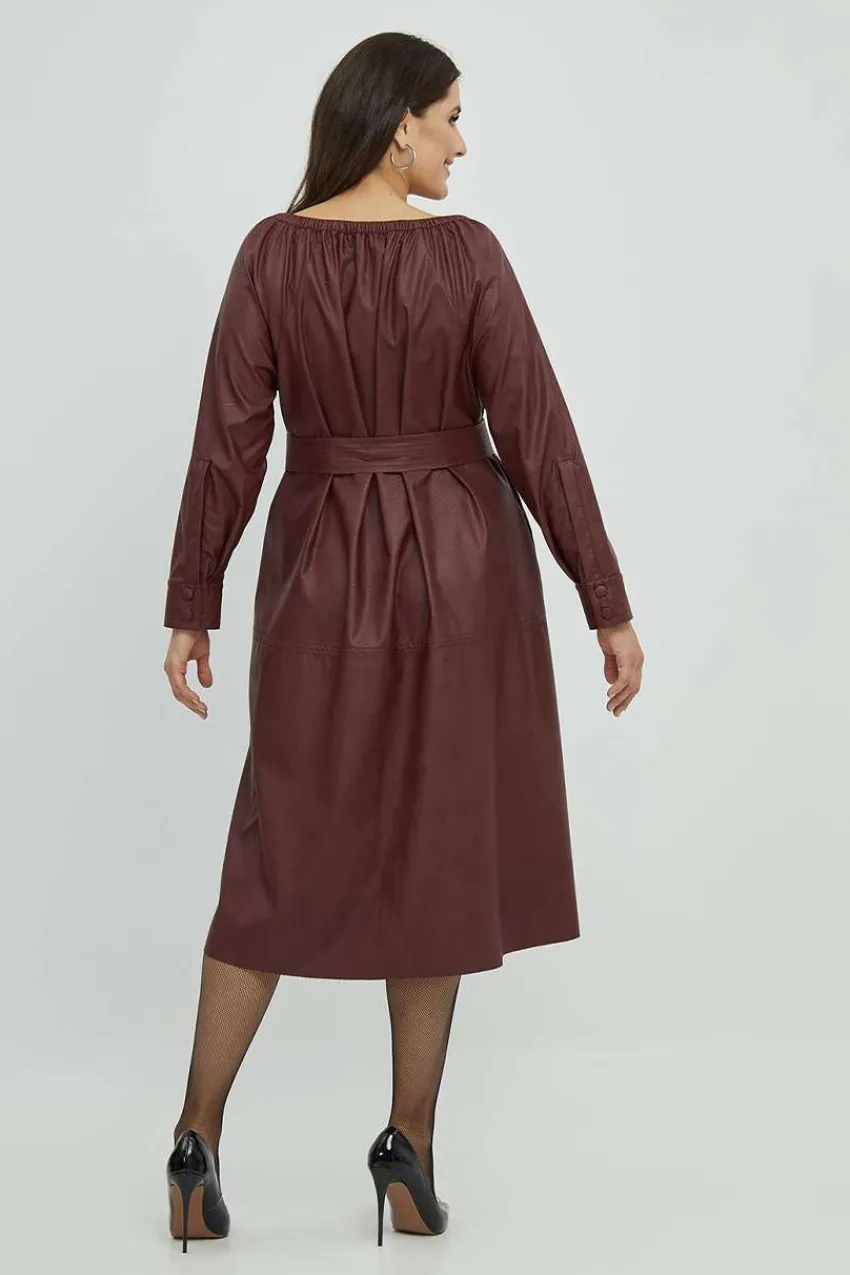 abito_in_ecopelle_con_cin_2.webp Mat Fashion Abito in ecopelle con cintura Taglie Comode Clearance