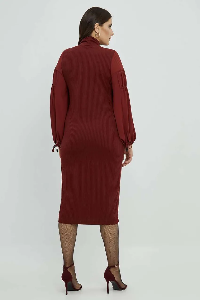 abito_in_maglia_a_collo_a_3.webp Mat Fashion Abito in maglia a collo alto Taglie Comode Sale