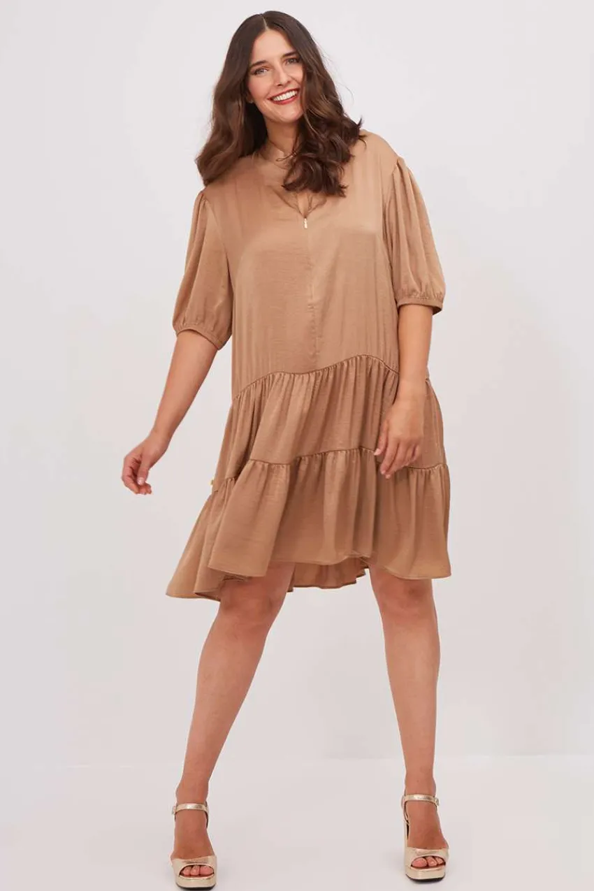 abito_rasato_con_balze_e__0.webp Mat Fashion Abito rasato con balze e manica a palloncino taglie comode Outlet