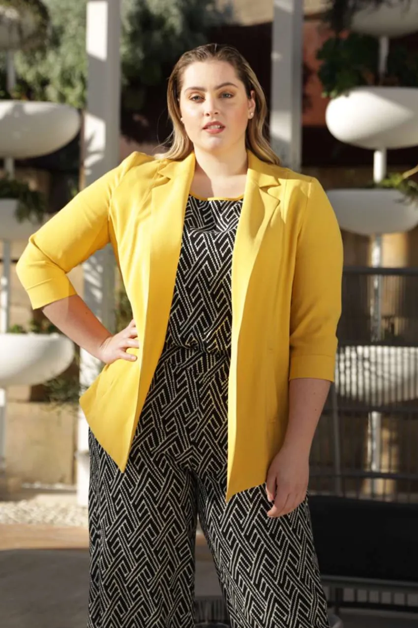 blazer_con_manica_a_risvo_0.webp Jiveley Blazer con manica a risvolto e tasche taglie comode Outlet