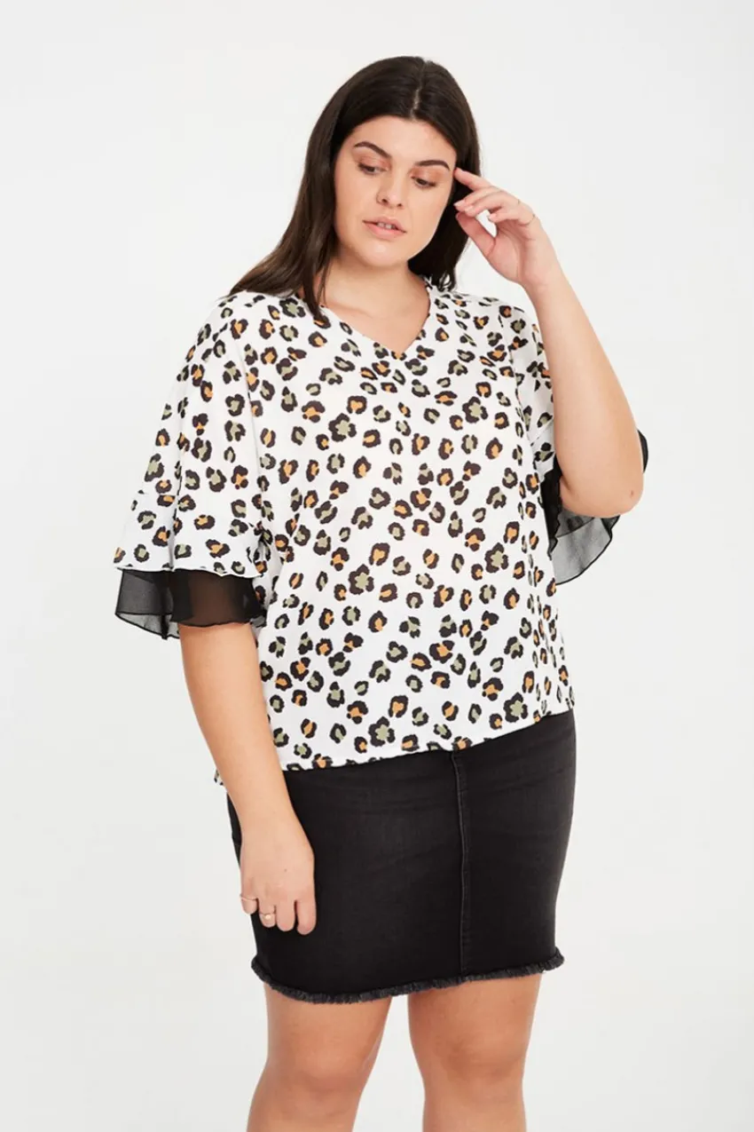 blusa_animalier_con_volan_1.webp SPG Woman Blusa animalier con volant taglie forti Hot