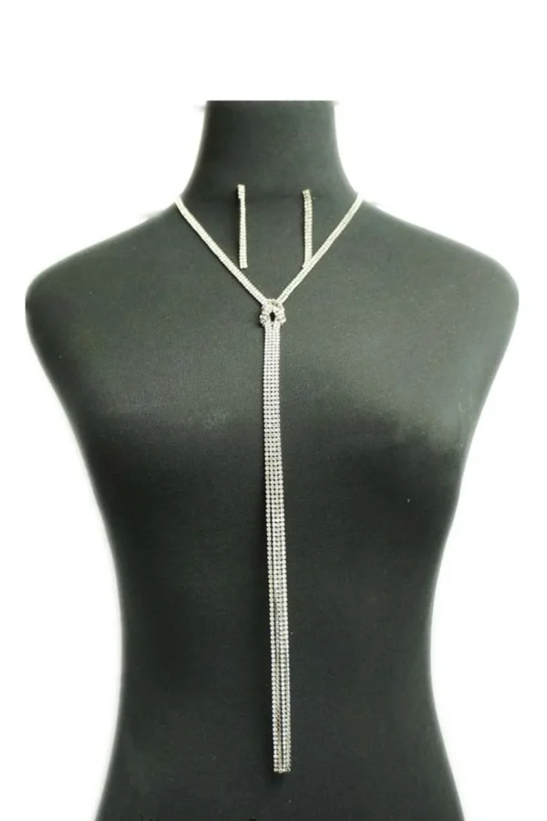 Donna Curvy Collana lunga con nodo New