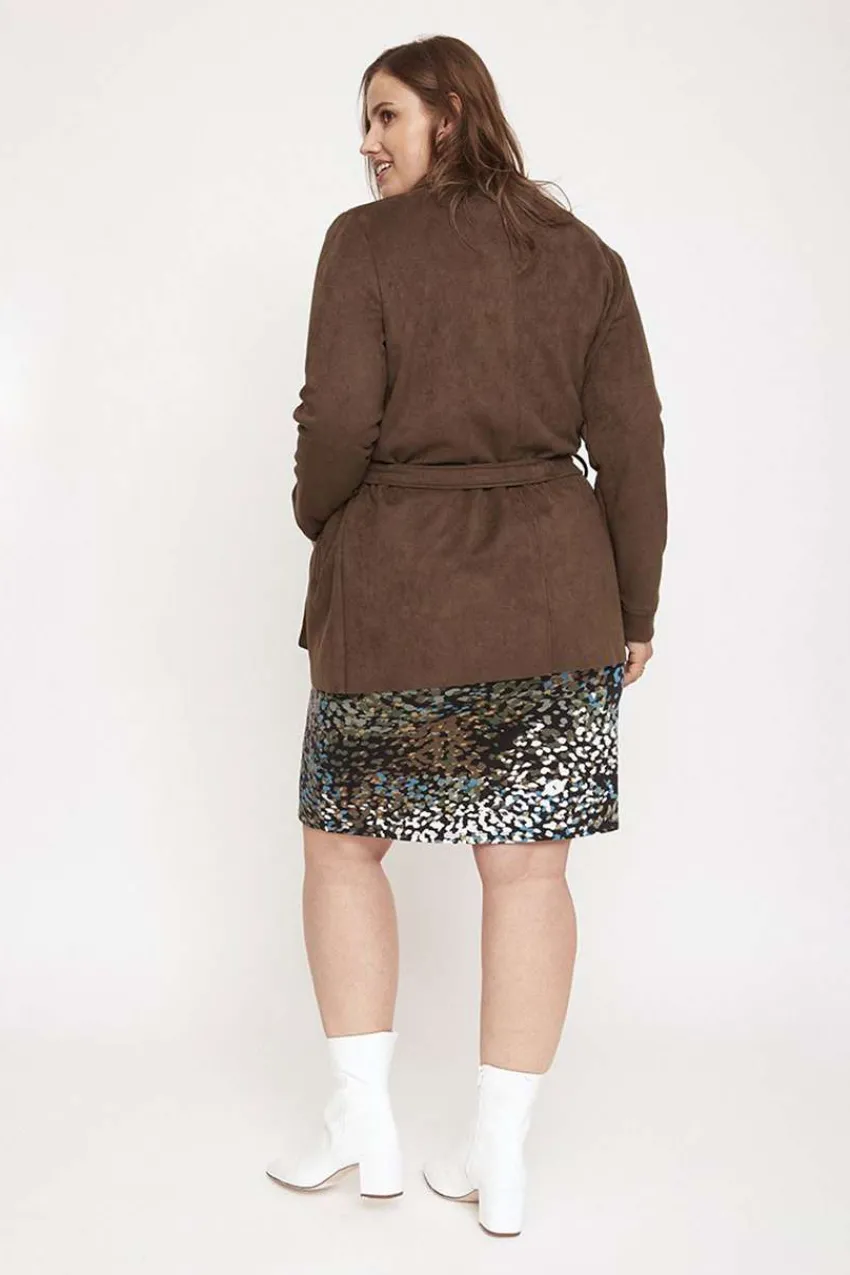 giacca_in_camoscio_lunga__1-1.webp SPG Woman Giacca in camoscio lunga taglie comode New
