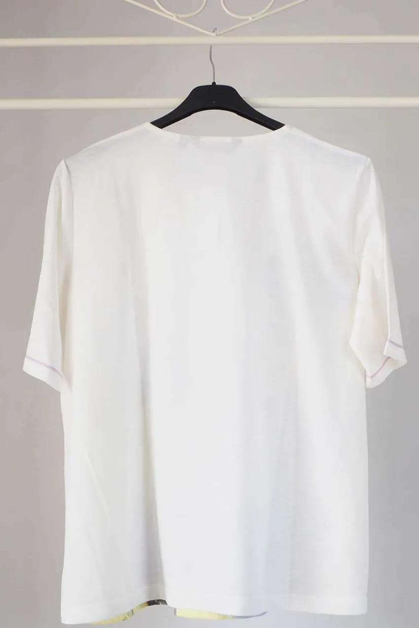 maglia_con_scollo_a_v_flo_2.webp Navigazione Maglia con scollo a V Floreale taglie forti Discount