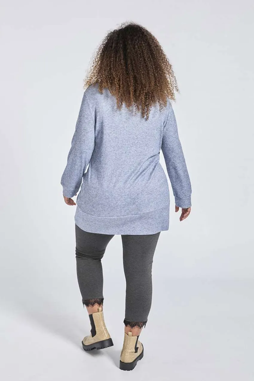 maglia_lunga_con_collo_ta_4.webp SPG Woman Maglia lunga con collo taglie comode Hot