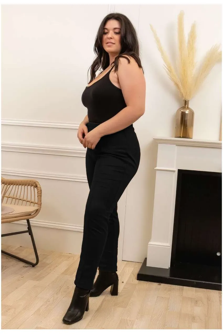 pantalone_effetto_pelle_s_3.webp Donna Curvy Pantalone effetto pelle scamosciata taglie comode Fashion