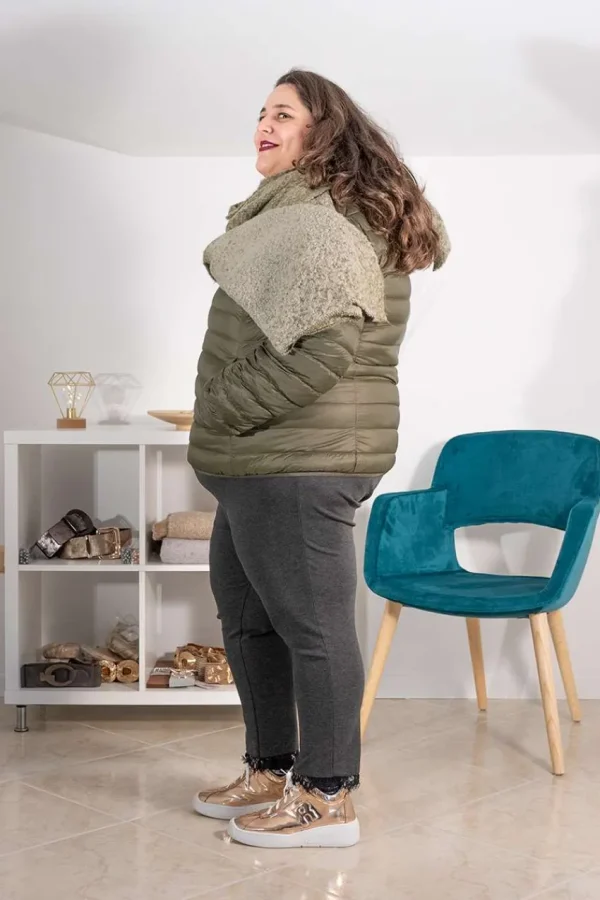 Urban Classics Piumino basic con cappuccio taglie comode Outlet