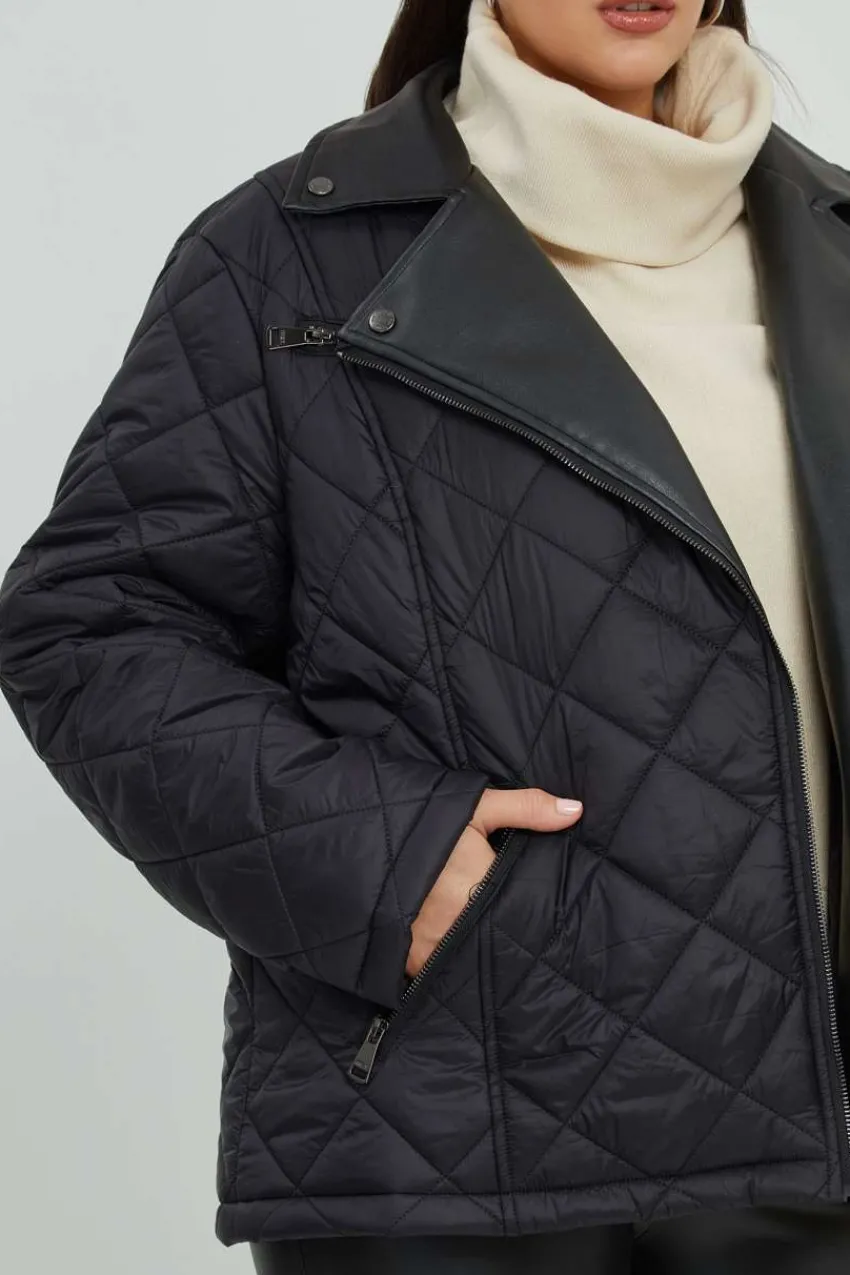 piumino_con_combinazione__4.webp Mat Fashion Piumino con combinazione di tessuti taglie comode Fashion