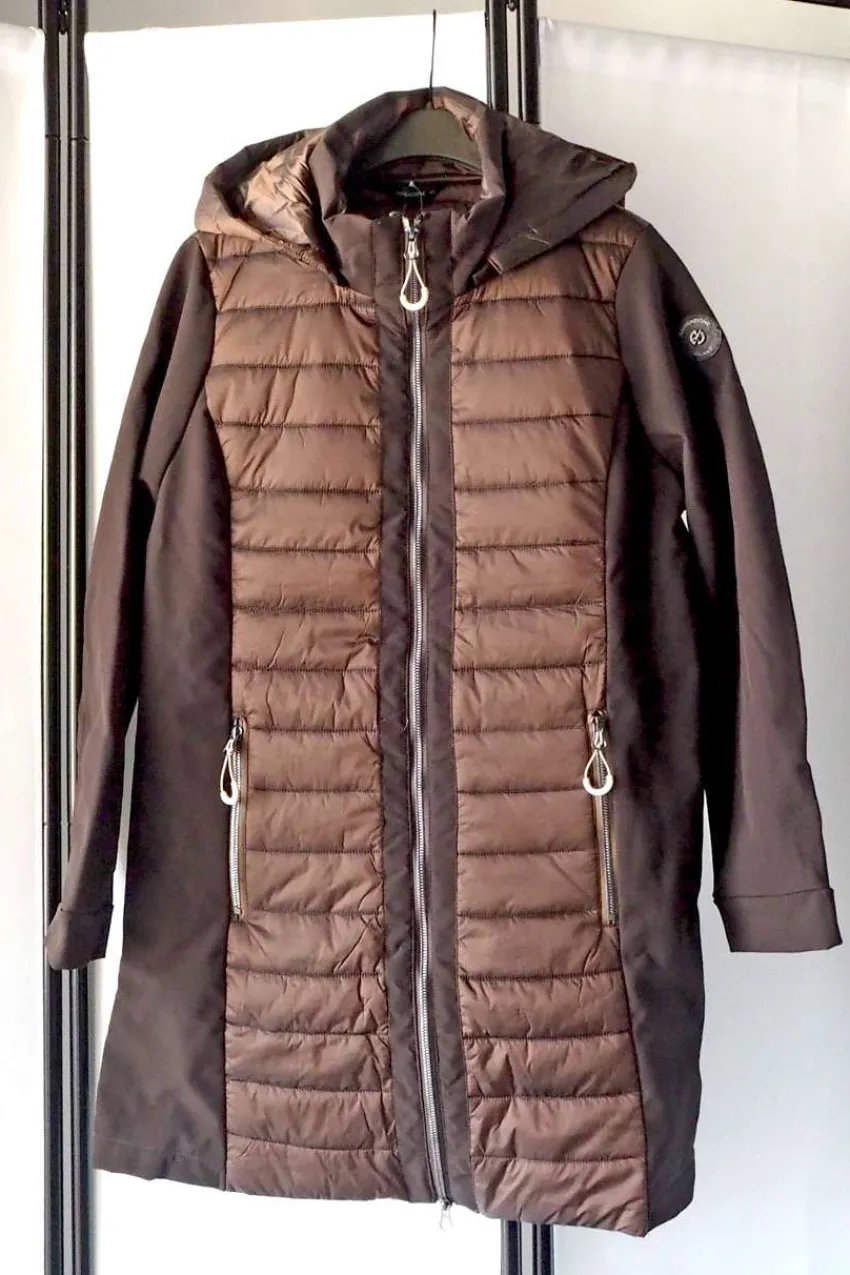 piumino_trapuntato_con_ma_5-1.webp Navigazione Piumino trapuntato con manica Softshell taglie comode Clearance