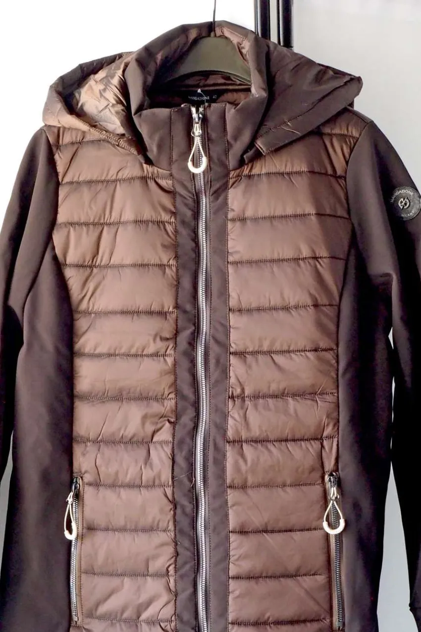 piumino_trapuntato_con_ma_7-1.webp Navigazione Piumino trapuntato con manica Softshell taglie comode Clearance