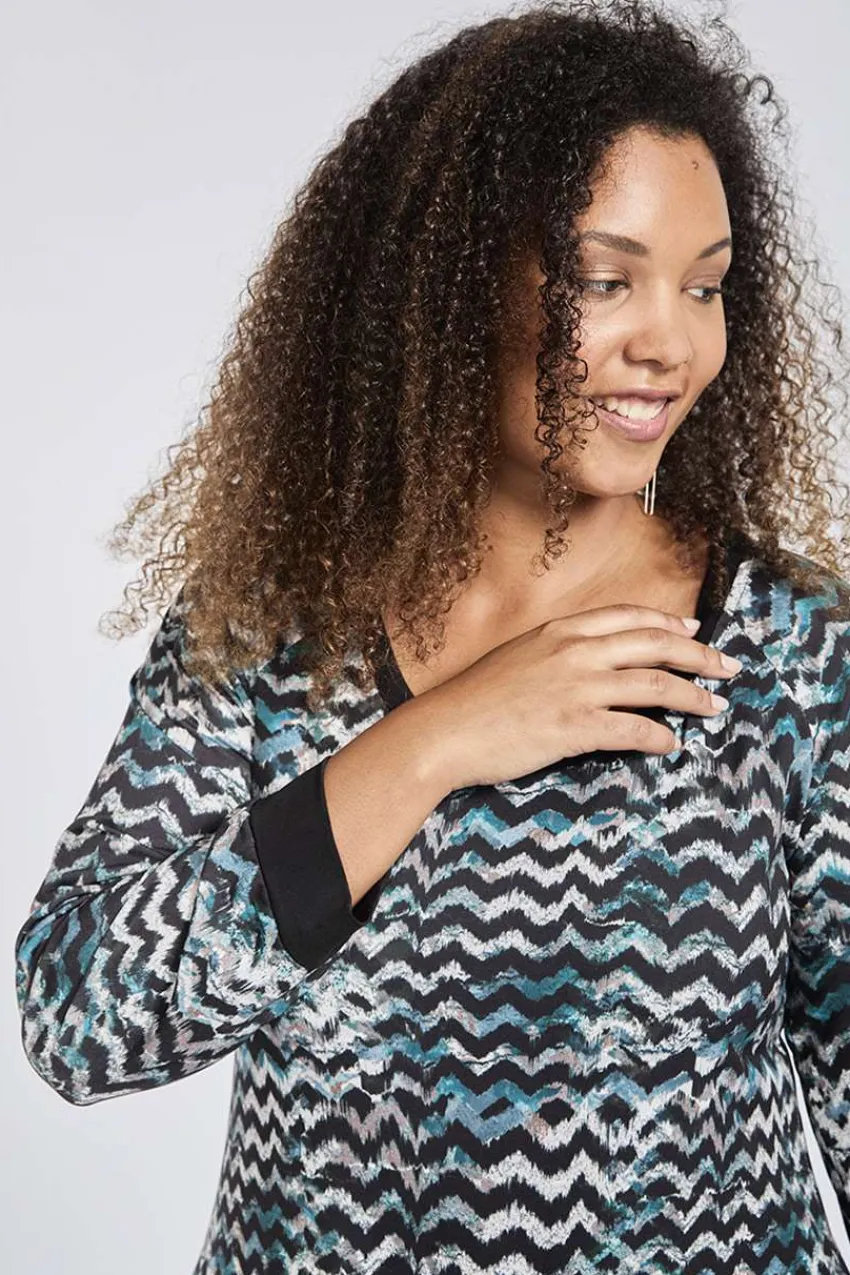 pullover_con_stampa_a_zig_1.webp SPG Woman Pullover con stampa a zigzag taglie comode Discount