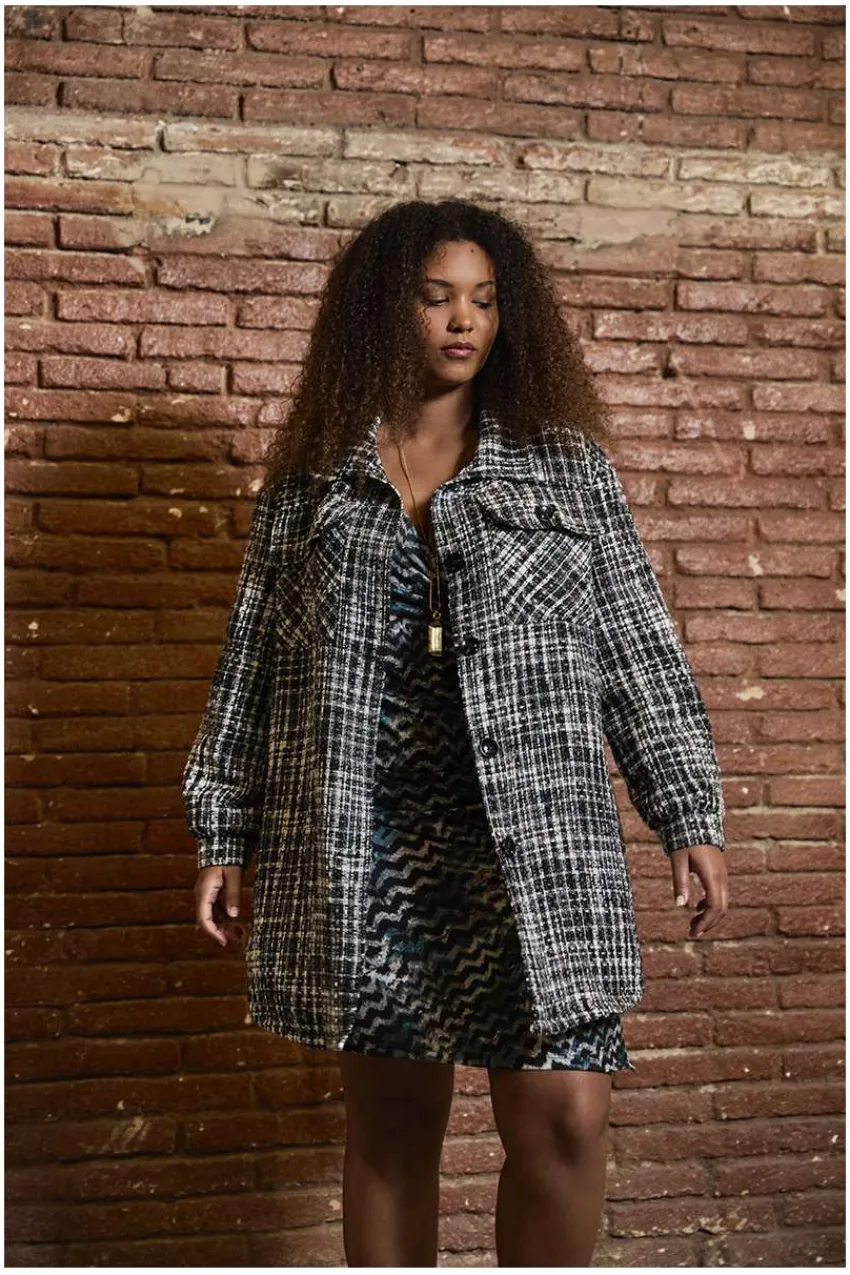 vestito_incrociato_con_st_0.webp SPG Woman Vestito incrociato con stampa a zigzag taglie comode Fashion